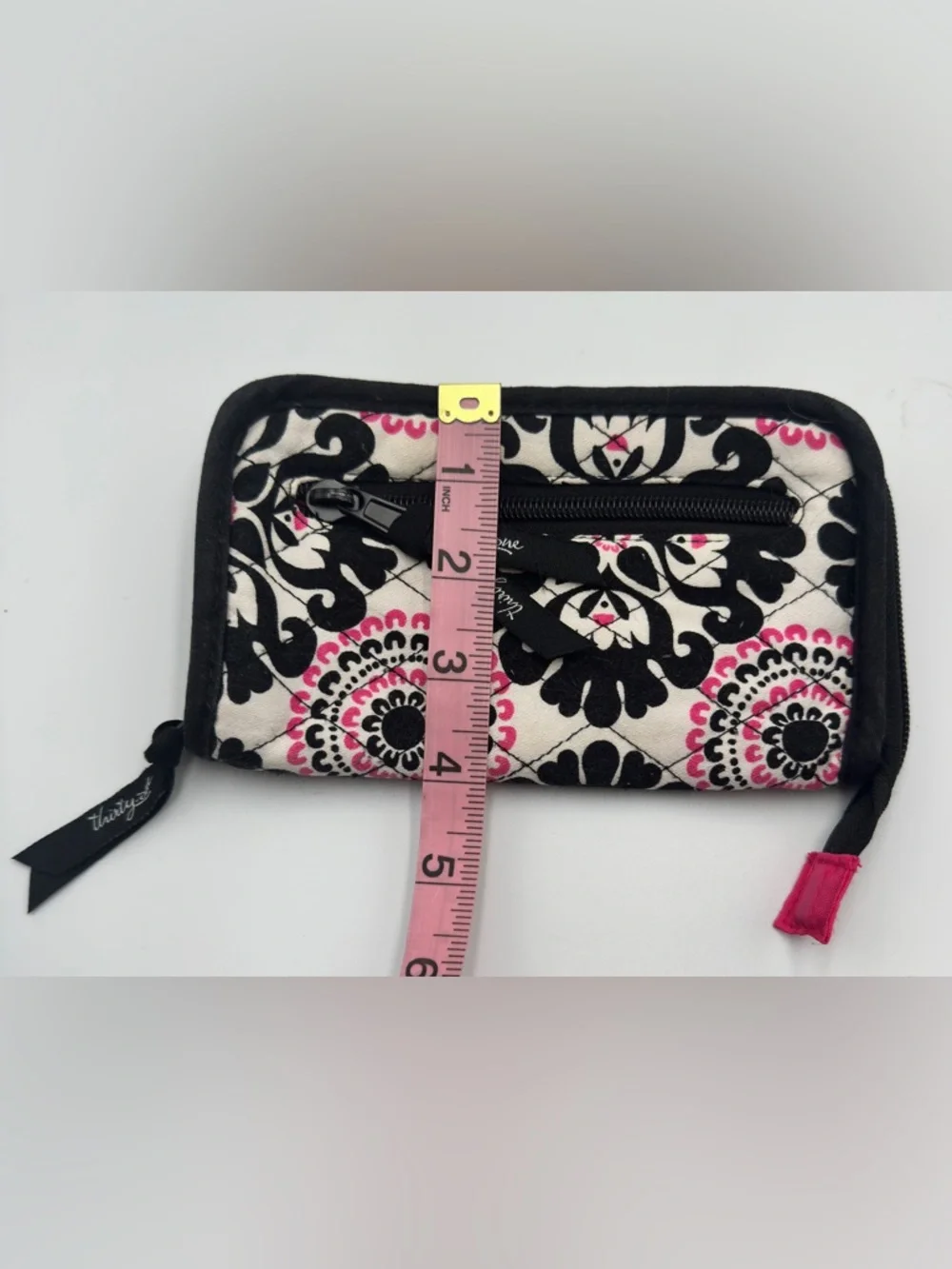 Thirty-One Pink Pop Medallion Soft Quilted Zip Wallet Black White & Pink